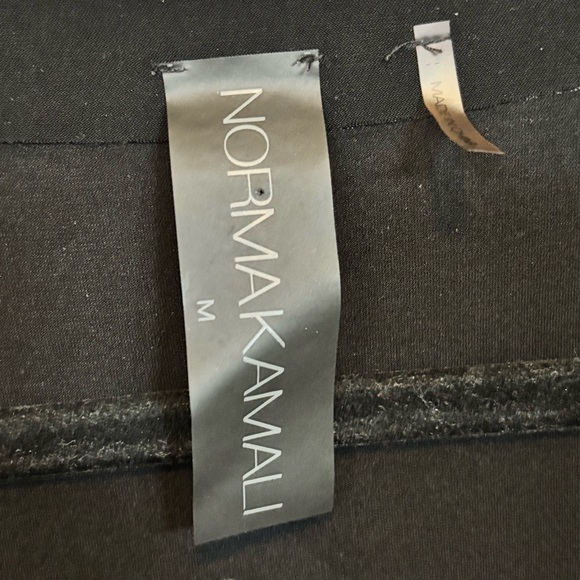 Norma Kamali Short Sleeve Black Dress - size M - Picture 2 of 5